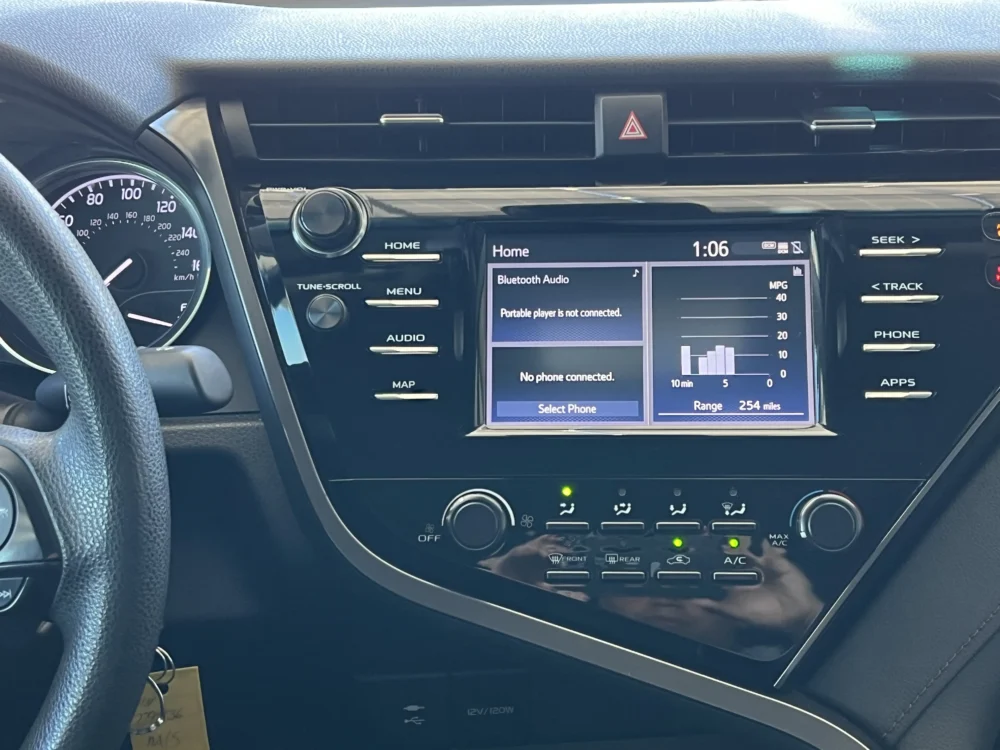 Toyota Camry 2019 - Image 7
